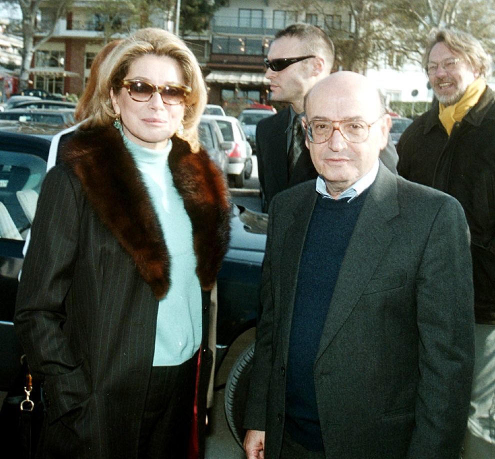 Η Κατρίν Ντενέβ και ο Θόδωρος Αγγελόπουλος στο Φεστιβάλ Θεσσαλονίκης του 1999.